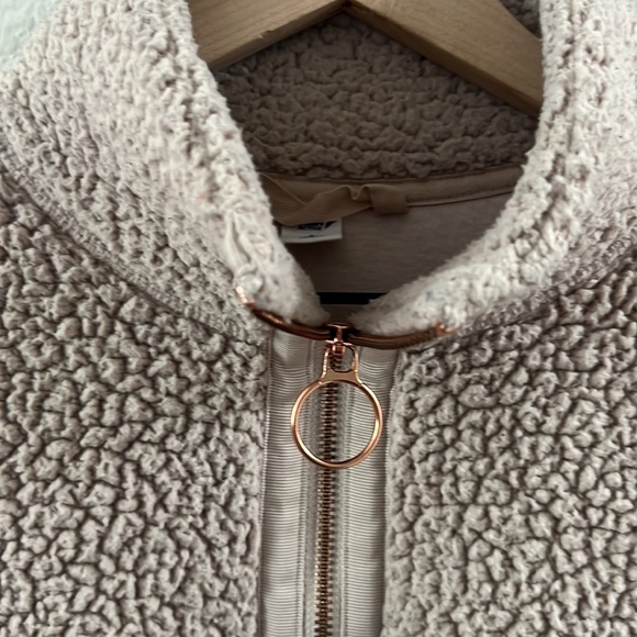 Super cozy pink sweatshirt - Picture 2 of 3